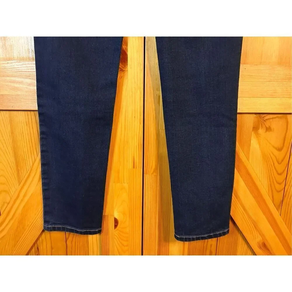 Simply Vera Vera Wang Women's Size 6 Blue Skinny Dark Wash Stretch Jeans (4589)